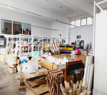 Independent Building 1200m<sup>2</sup> for rent photo 7