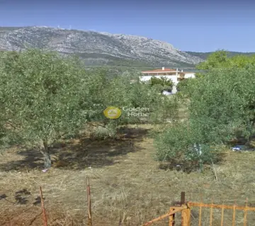 Οικιστικό 246τ.μ. προς πώληση φωτογραφία 1