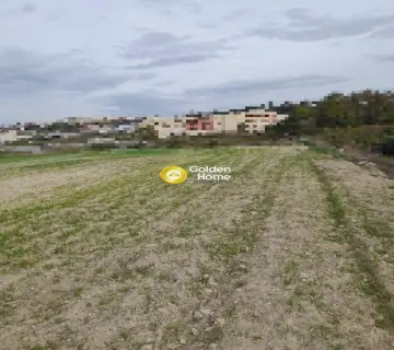 Professional Plot 1200m<sup>2</sup> for sale photo 1