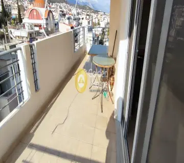 Floor Apartment 83m<sup>2</sup> for sale photo 3