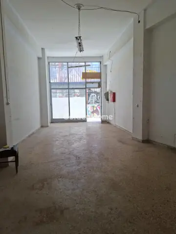 Store 107m<sup>2</sup> for rent photo 1