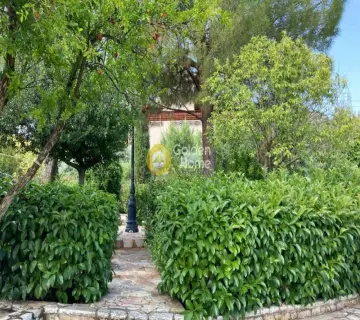 House 360m<sup>2</sup> for sale photo 10