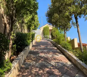 House 360m<sup>2</sup> for sale photo 1