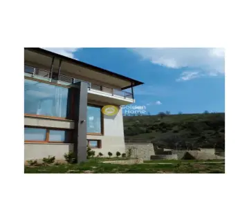 Hotel 4500m<sup>2</sup> for sale photo 17