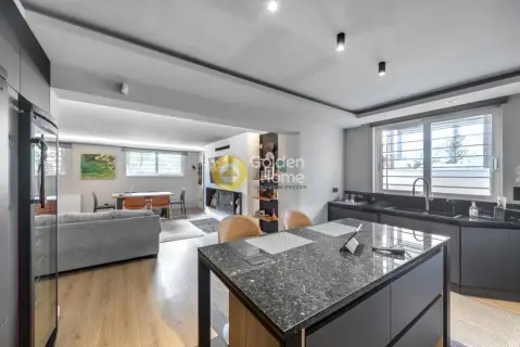 Independent Maisonette 228m<sup>2</sup> for sale photo 19