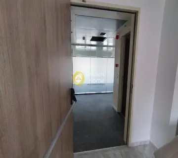 独立建筑 1120m<sup>2</sup> for rent photo 42