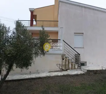 House 220m<sup>2</sup> for sale photo 3