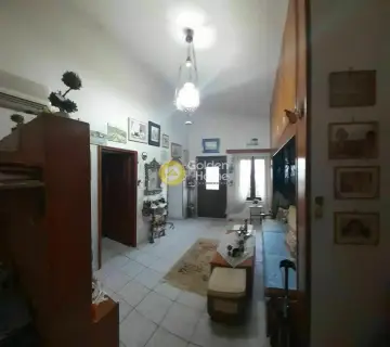 House 300m<sup>2</sup> for sale photo 10