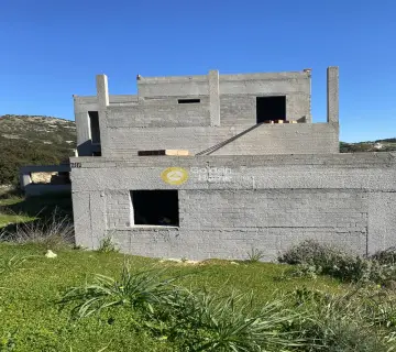 House 250m<sup>2</sup> for sale photo 2