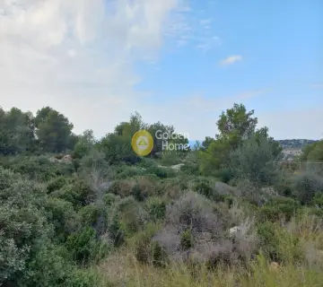 Residential 5840m<sup>2</sup> for sale photo 1
