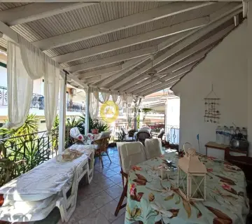 Maisonette Attached 175m<sup>2</sup> for sale photo 12