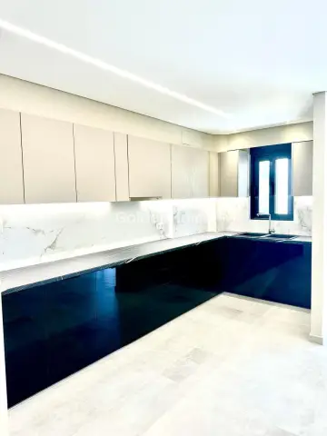 Floor Apartment 100m<sup>2</sup> for sale photo 3