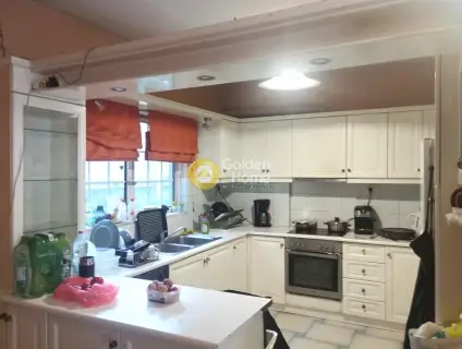 House 208m<sup>2</sup> for sale photo 3