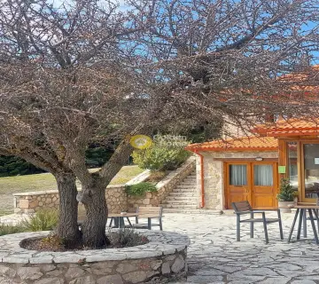Hotel 480m<sup>2</sup> for sale photo 4