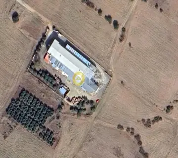 Industrial 1100m<sup>2</sup> for rent photo 1