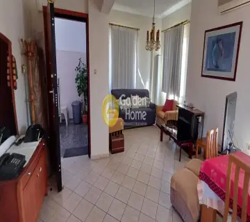 Office 90m<sup>2</sup> for rent photo 3