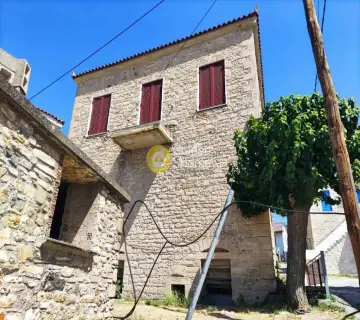 House 200m<sup>2</sup> for sale photo 13