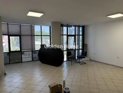 Office 50m<sup>2</sup> for rent photo 2