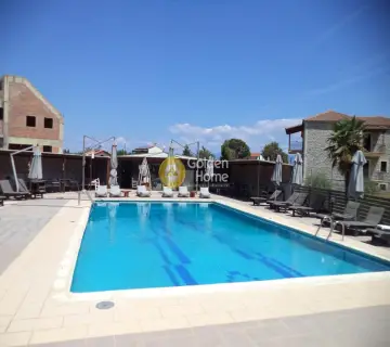 Hotel 1000m<sup>2</sup> for sale photo 1