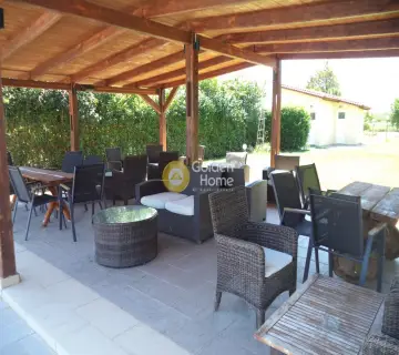 Hotel 1000m<sup>2</sup> for sale photo 4