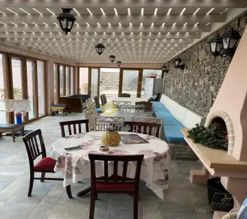 Golden Home Property Image