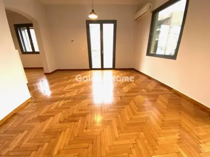 Floor Apartment 100m<sup>2</sup> for sale photo 3