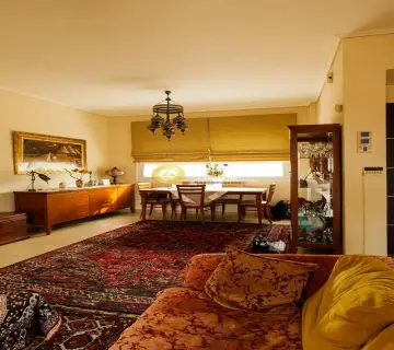 Maisonette Attached 190m<sup>2</sup> for sale photo 4220427
