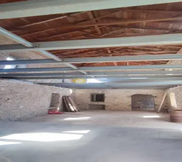House 190m<sup>2</sup> for sale photo 40