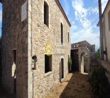House 190m<sup>2</sup> for sale photo 3