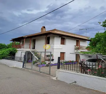 House 180m<sup>2</sup> for sale photo 1