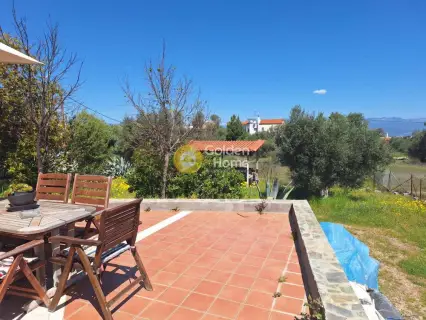 Independent Maisonette 330m<sup>2</sup> for sale photo 4