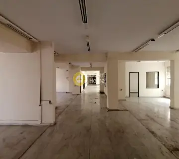 Office 600m<sup>2</sup> for rent photo 19