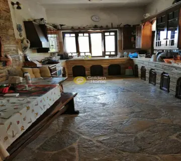 House 350m<sup>2</sup> for sale photo 9