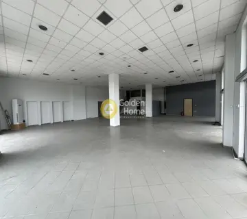 Store 300m<sup>2</sup> for rent photo 1