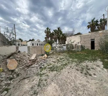 Independent Building 220m<sup>2</sup> for sale photo 2