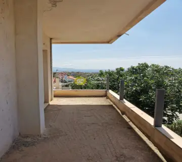 Floor Apartment 93m<sup>2</sup> for sale photo 3