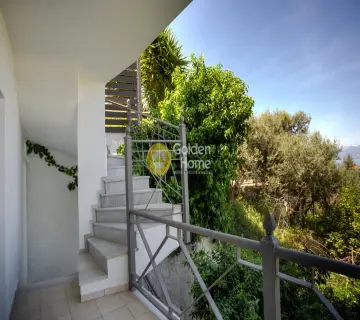 Independent Maisonette 297m<sup>2</sup> for sale photo 90