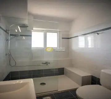 Independent Maisonette 297m<sup>2</sup> for sale photo 106