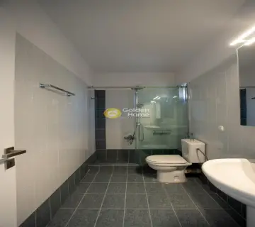 Independent Maisonette 297m<sup>2</sup> for sale photo 109