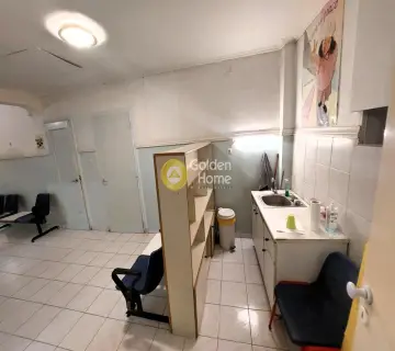 Office 125m<sup>2</sup> for rent photo 12