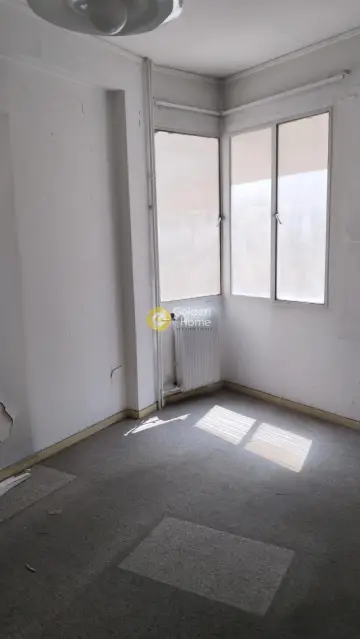 Office 17m<sup>2</sup> for rent photo 1