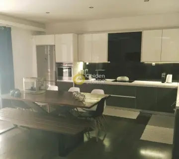 Floor Apartment 107m<sup>2</sup> for sale photo 8