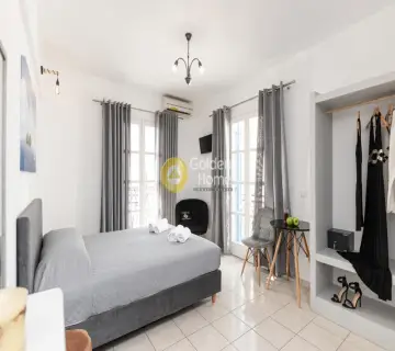 Hotel 370m<sup>2</sup> for sale photo 5