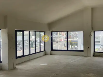 Independent Building 360m<sup>2</sup> for rent photo 14