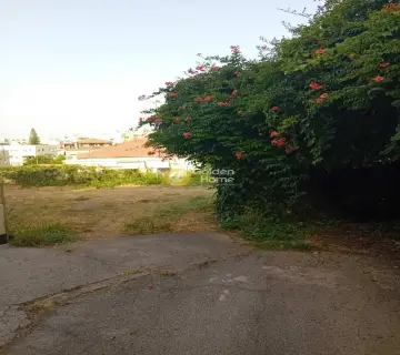Επαγγελ. Οικόπεδο 706τ.μ. προς ενοικίαση φωτογραφία 4278700