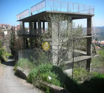 Building 380m<sup>2</sup> for sale photo 2