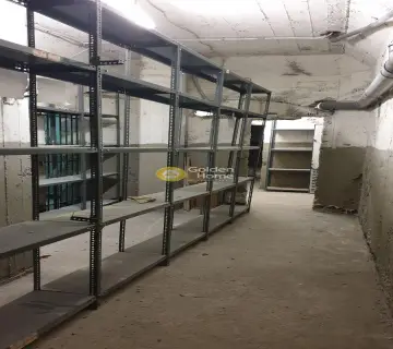 Warehouse 172m<sup>2</sup> for rent photo 1