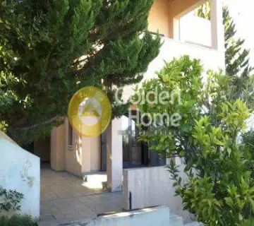 Independent Maisonette 221m<sup>2</sup> for sale photo 3