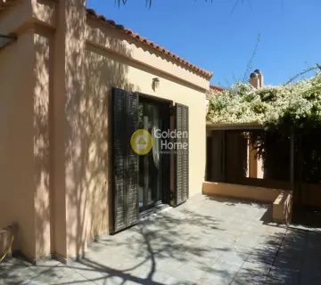Independent Maisonette 221m<sup>2</sup> for sale photo 10
