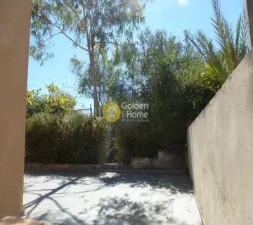 Independent Maisonette 221m<sup>2</sup> for sale photo 12